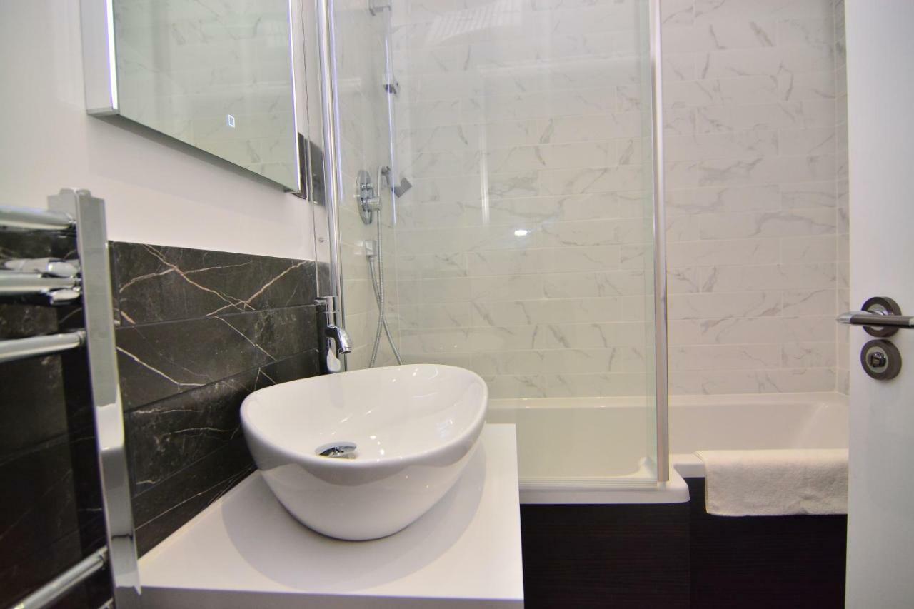 Apartment Wharf - Macarena Apartments London Luaran gambar