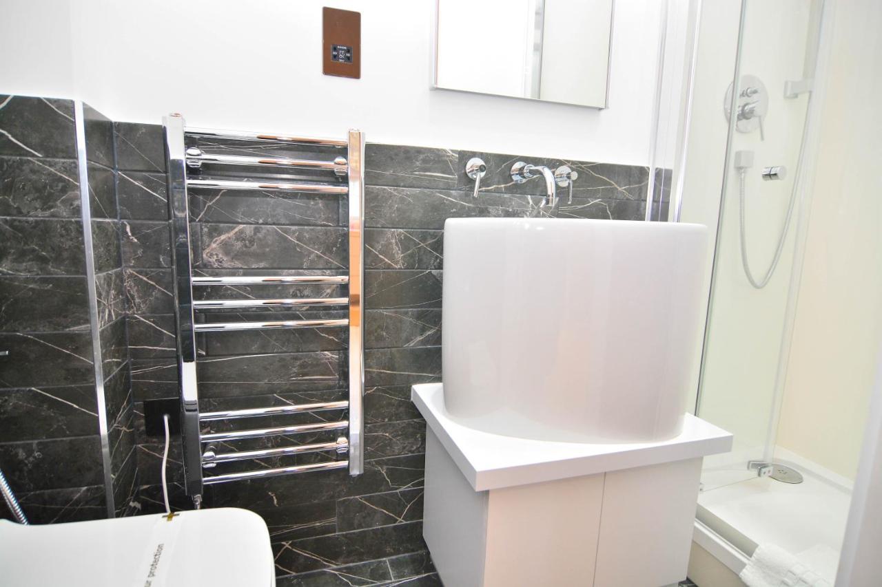 Apartment Wharf - Macarena Apartments London Luaran gambar